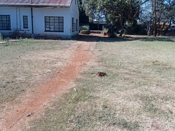 Residential Stand for Sale in Banket, Banket