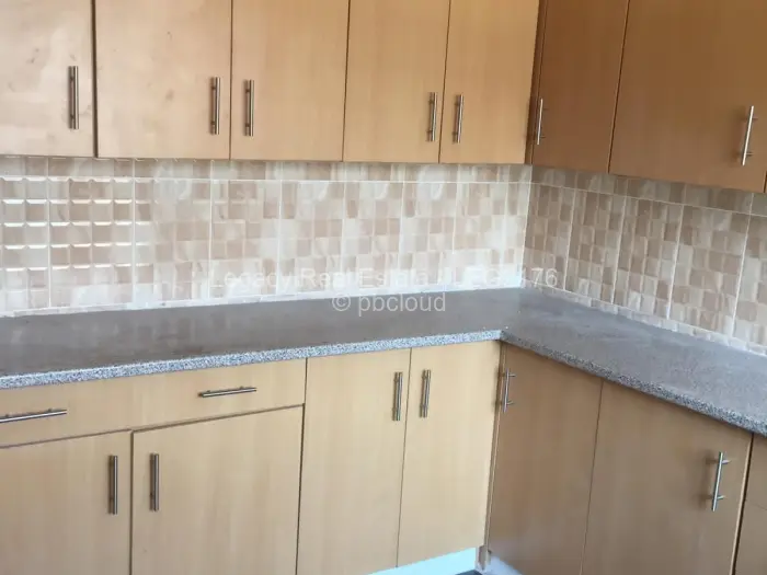 3 Bedroom Cottage/Garden Flat to Rent in Hatfield, Harare