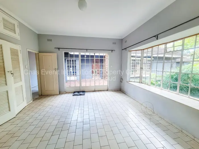 4 Bedroom House for Sale in Borrowdale, Harare