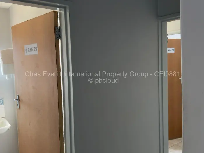 Warehouse/Industrial to Rent in Graniteside, Harare