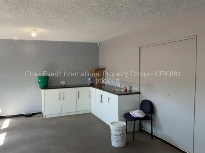 Warehouse/Industrial to Rent in Graniteside, Harare