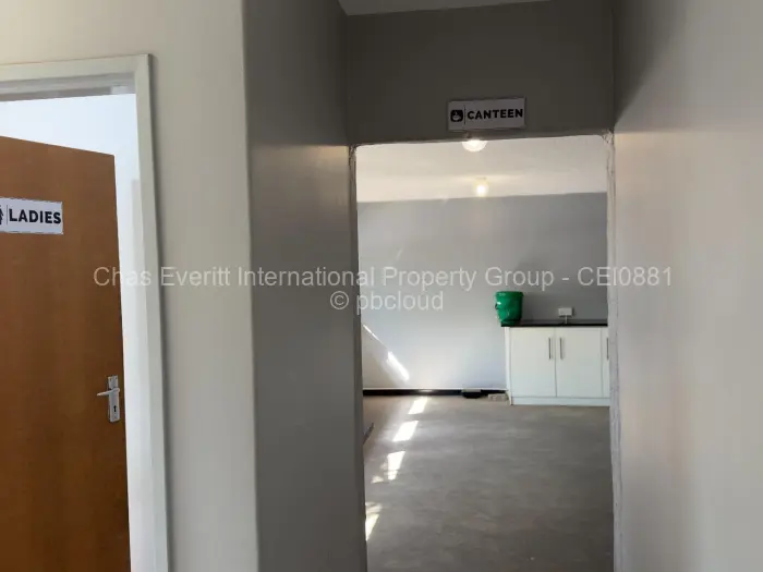 Warehouse/Industrial to Rent in Graniteside, Harare