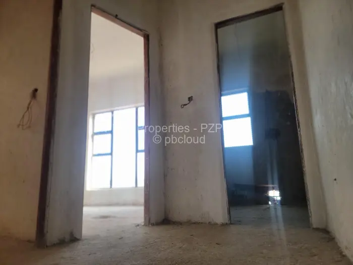 Townhouse/Cluster for Sale in Athlone, Harare