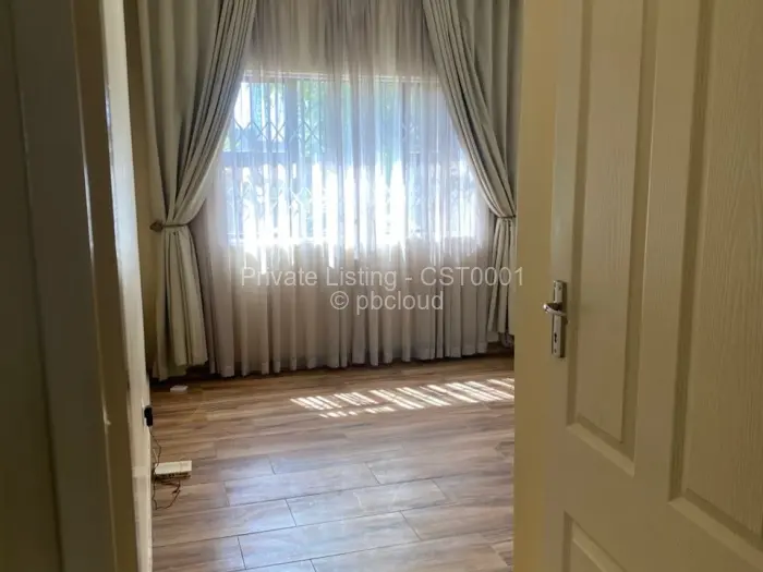 Townhouse/Cluster for Sale in Madokero Estates, Harare