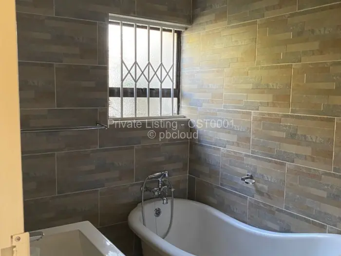 Townhouse/Cluster for Sale in Madokero Estates, Harare