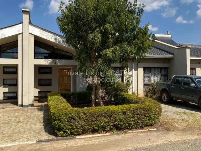 Townhouse/Cluster for Sale in Madokero Estates, Harare