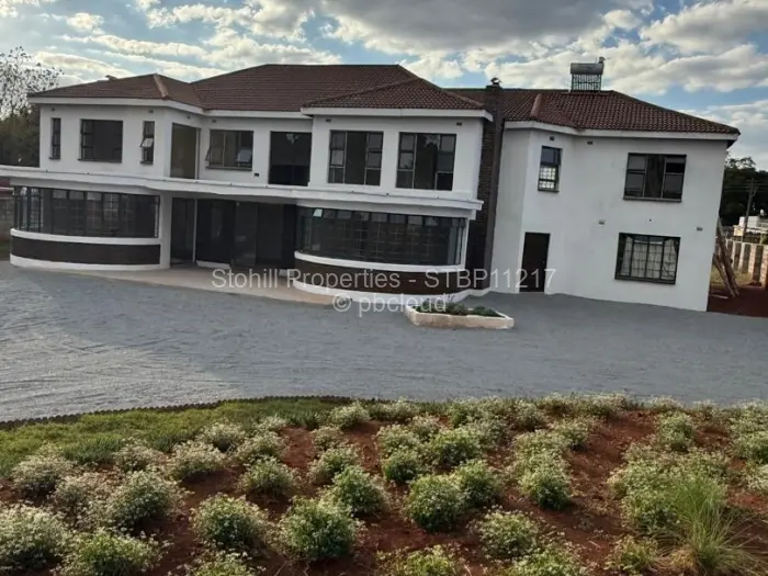 7 Bedroom House for Sale in Borrowdale West, Harare
