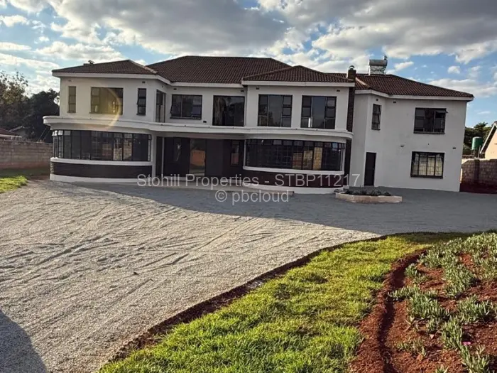 7 Bedroom House for Sale in Borrowdale West, Harare