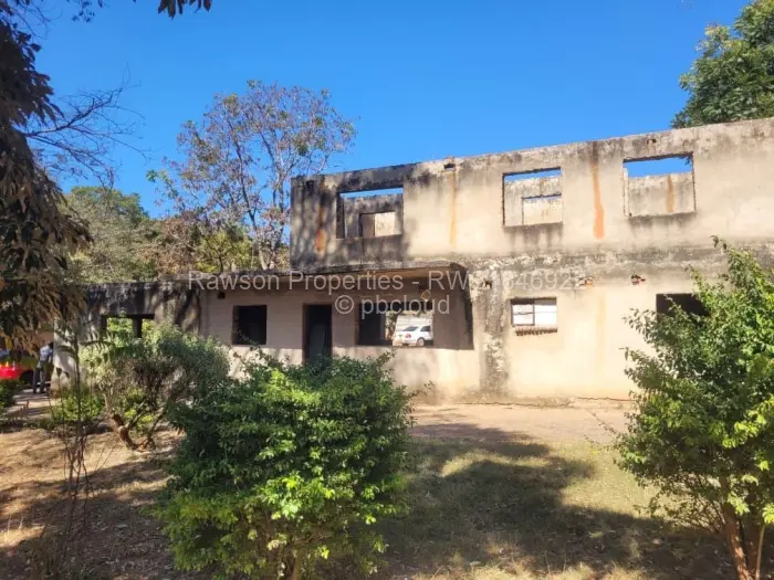5 Bedroom House for Sale in Helensvale, Harare