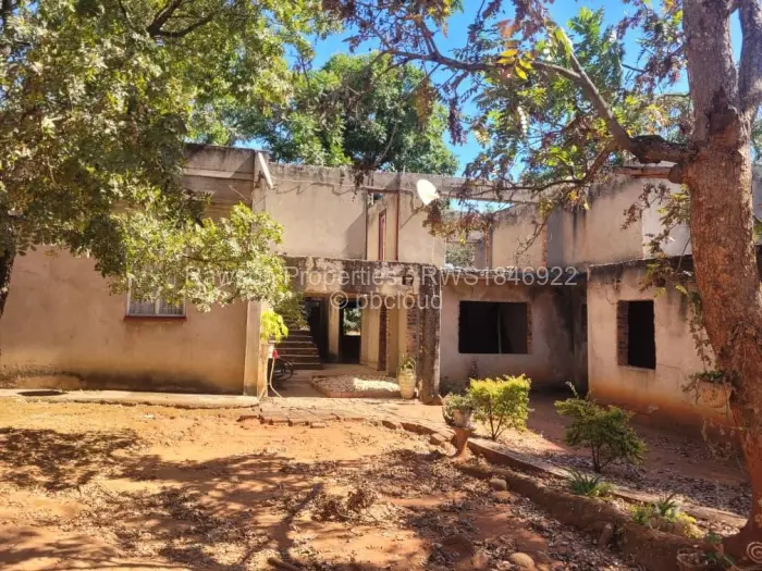 5 Bedroom House for Sale in Helensvale, Harare