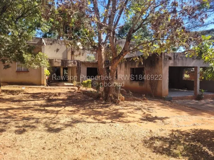 5 Bedroom House for Sale in Helensvale, Harare