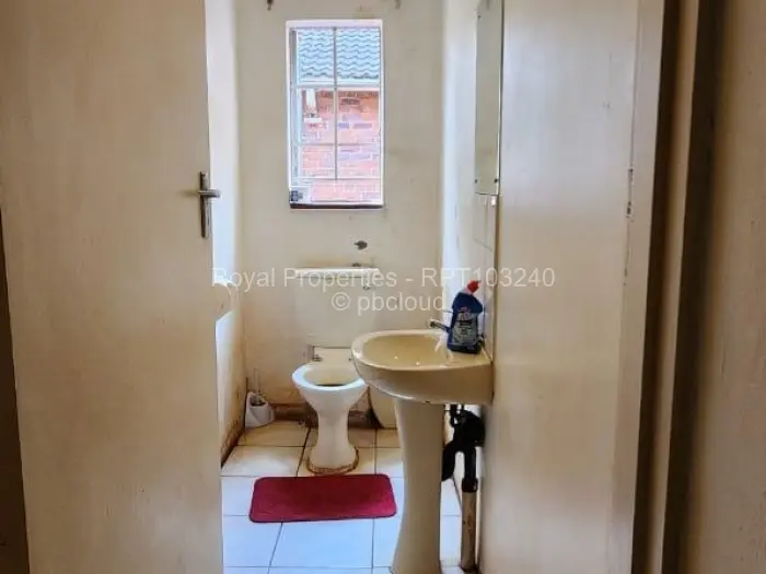 4 Bedroom House for Sale in Helensvale, Harare