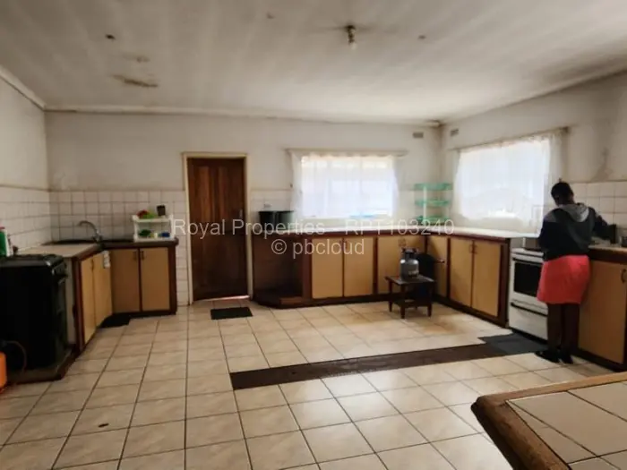 4 Bedroom House for Sale in Helensvale, Harare