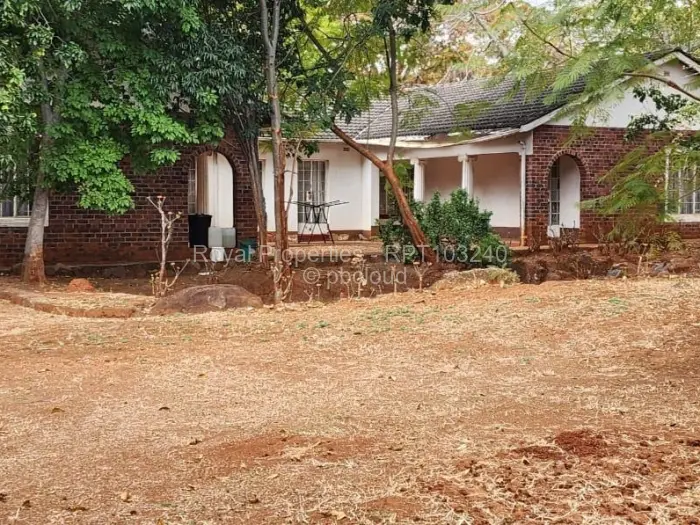 4 Bedroom House for Sale in Helensvale, Harare