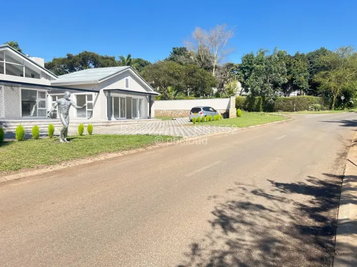 5 Bedroom House for Sale in Borrowdale Brooke, Harare
