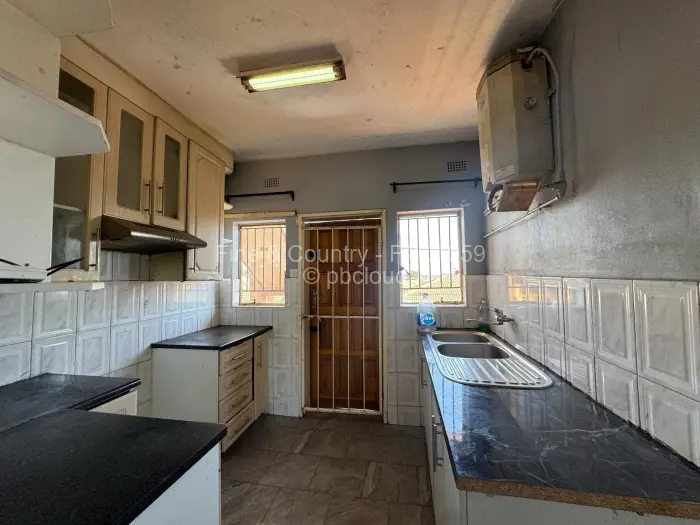 Flat/Apartment to Rent in Marimba Park, Harare