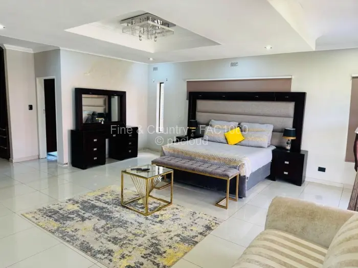 6 Bedroom House to Rent in Borrowdale, Harare