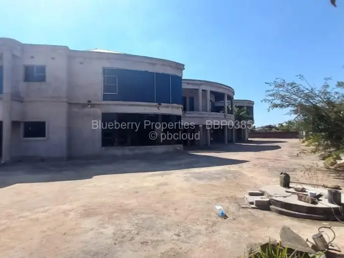 6 Bedroom House for Sale in Arlington, Harare
