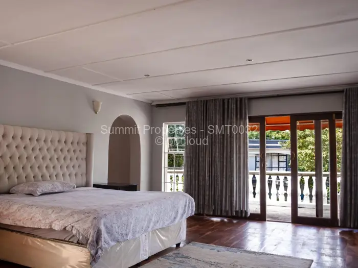 5 Bedroom House for Sale in Ballantyne Park, Harare