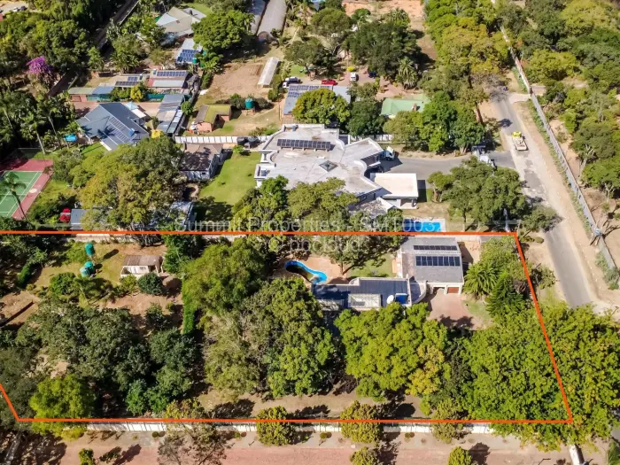 5 Bedroom House for Sale in Ballantyne Park, Harare