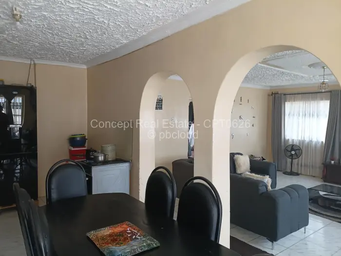 4 Bedroom House for Sale in Mainway Meadows, Harare