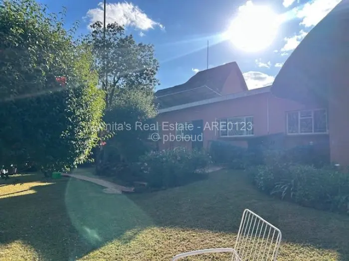 5 Bedroom House for Sale in Douglasdale, Bulawayo