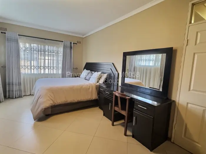 Flat/Apartment to Rent in Highlands, Harare