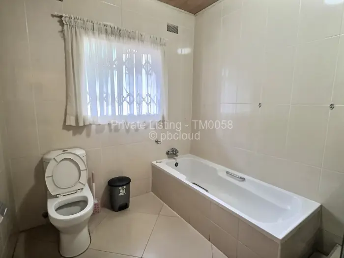 Flat/Apartment to Rent in Highlands, Harare