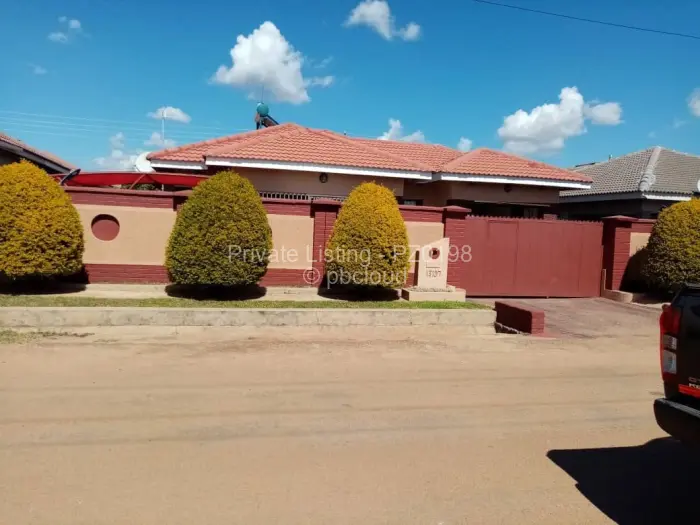 House for Sale in Madokero Estates, Harare