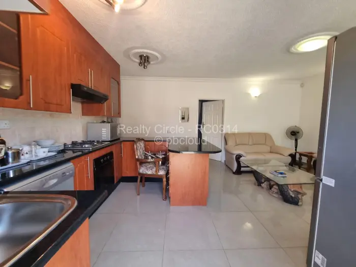3 Bedroom Cottage/Garden Flat to Rent in Borrowdale