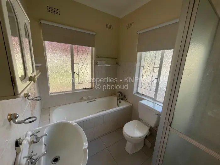 3 Bedroom House to Rent in Borrowdale Brooke