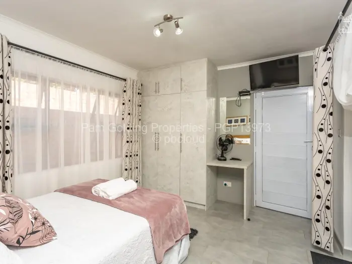 2 Bedroom Cottage/Garden Flat to Rent in Alexandra Park