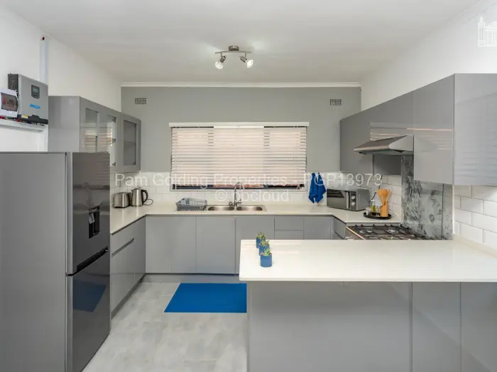 2 Bedroom Cottage/Garden Flat to Rent in Alexandra Park