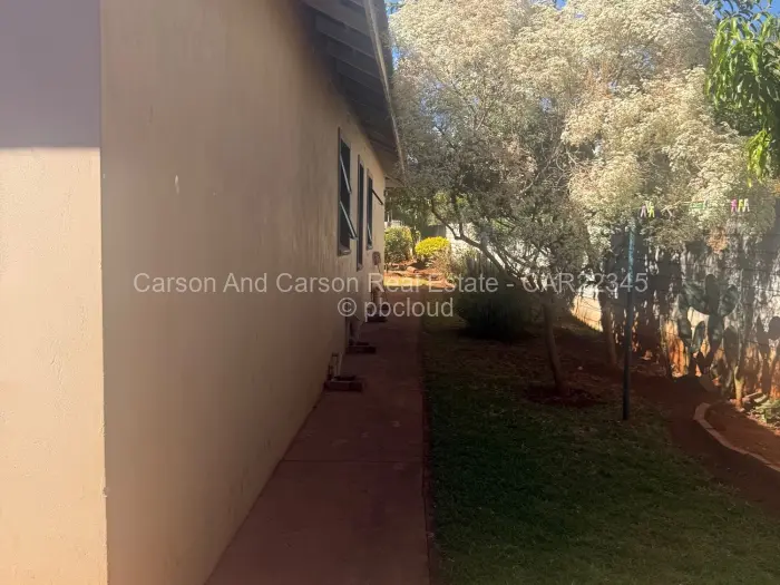 4 Bedroom House for Sale in Borrowdale, Harare