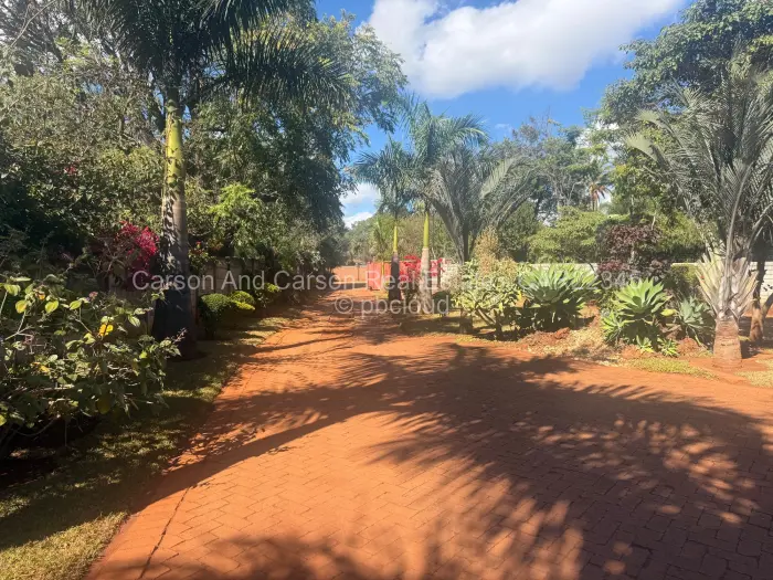 4 Bedroom House for Sale in Borrowdale, Harare