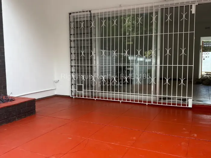 Flat/Apartment to Rent in Avondale