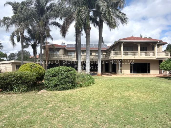 8 Bedroom House to Rent in Borrowdale, Harare