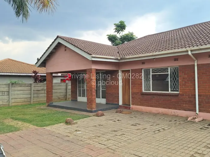 5 Bedroom House to Rent in Hillside, Harare