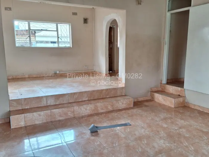 5 Bedroom House to Rent in Hillside, Harare