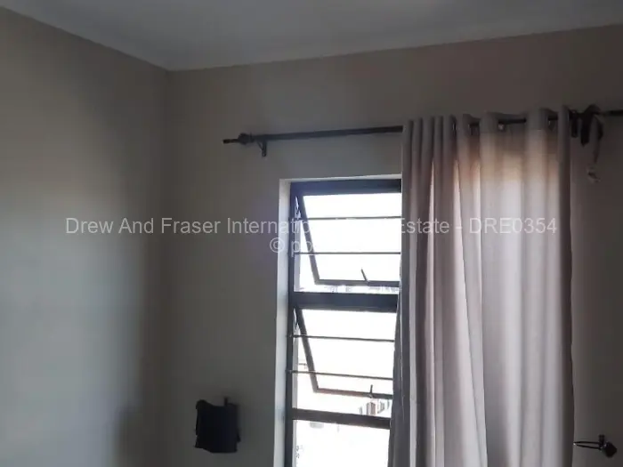 Flat/Apartment for Sale in Aspindale Park, Harare