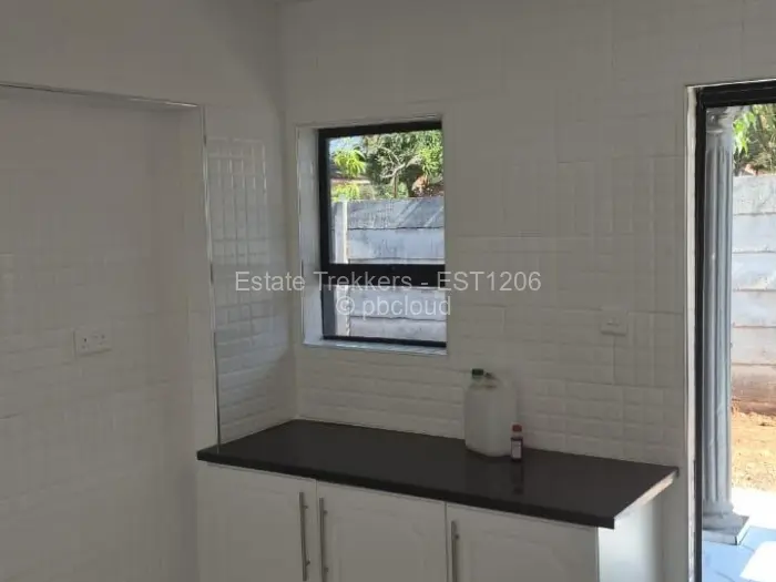3 Bedroom Cottage/Garden Flat to Rent in Helensvale, Harare