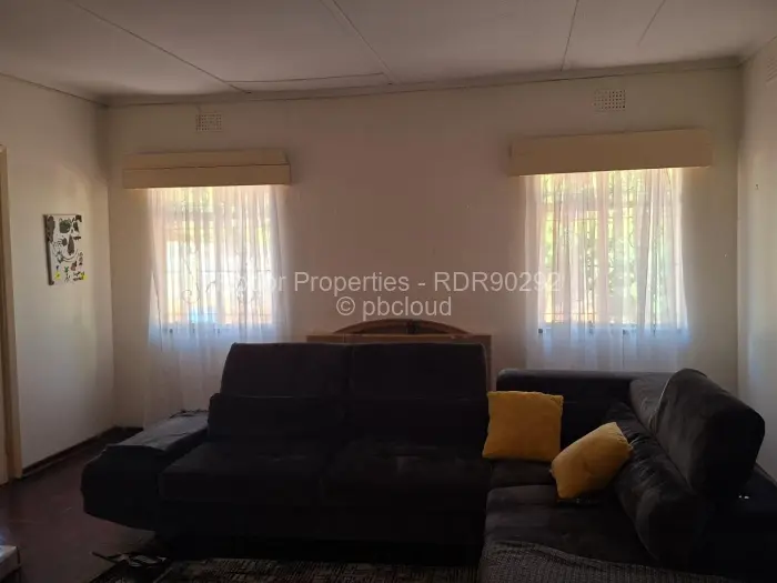 3 Bedroom House for Sale in Malindela, Bulawayo