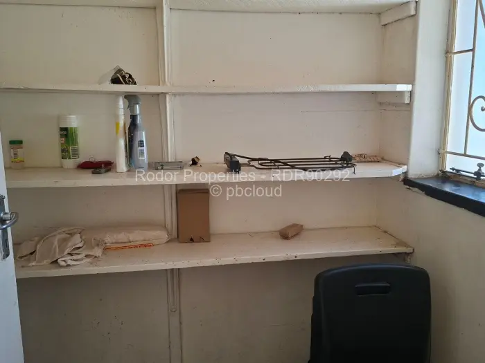 3 Bedroom House for Sale in Malindela, Bulawayo