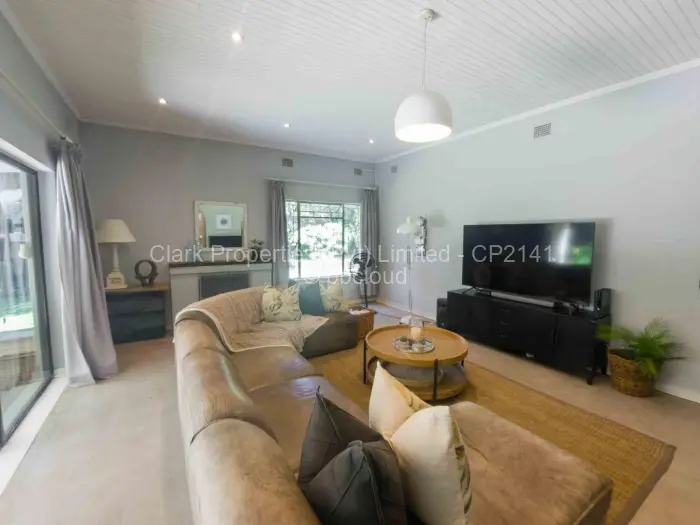 4 Bedroom House for Sale in Chisipite, Harare