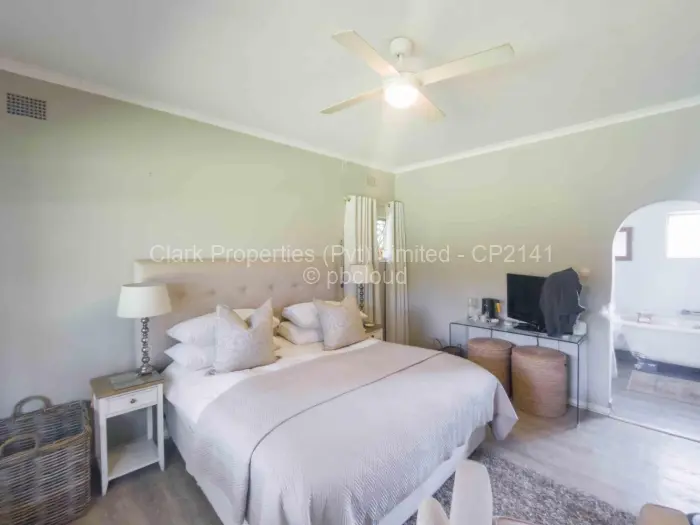 4 Bedroom House for Sale in Chisipite, Harare