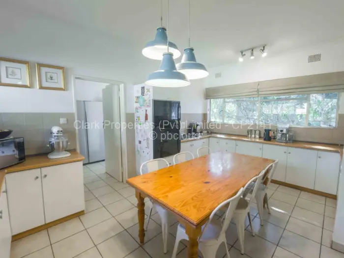 4 Bedroom House for Sale in Chisipite, Harare