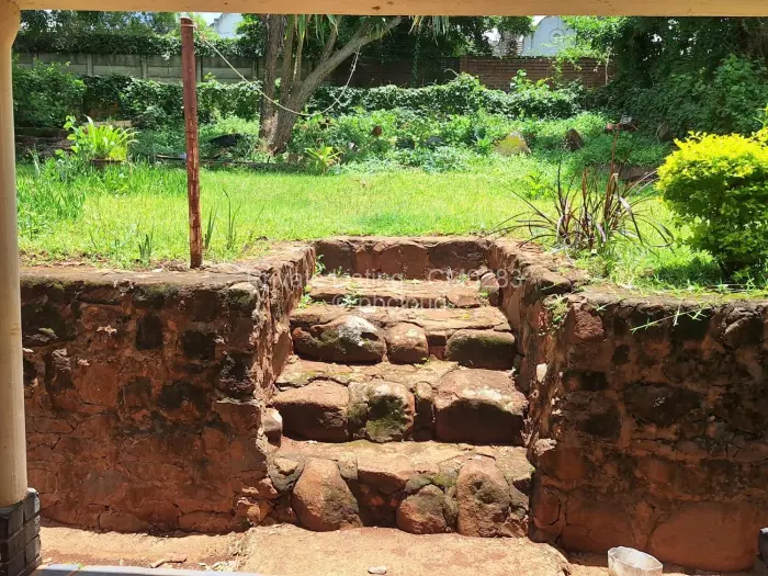 3 Bedroom Cottage/Garden Flat to Rent in Avondale, Harare