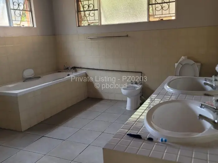 House to Rent in Highlands, Harare
