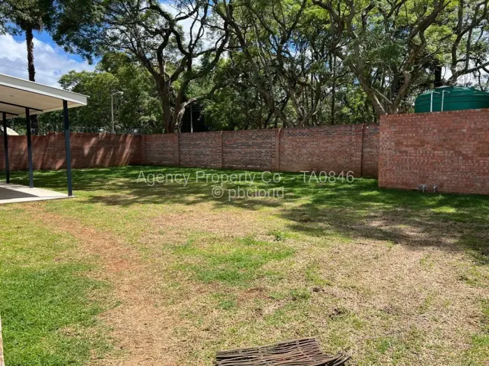 Townhouse/Cluster for Sale in Newlands, Harare