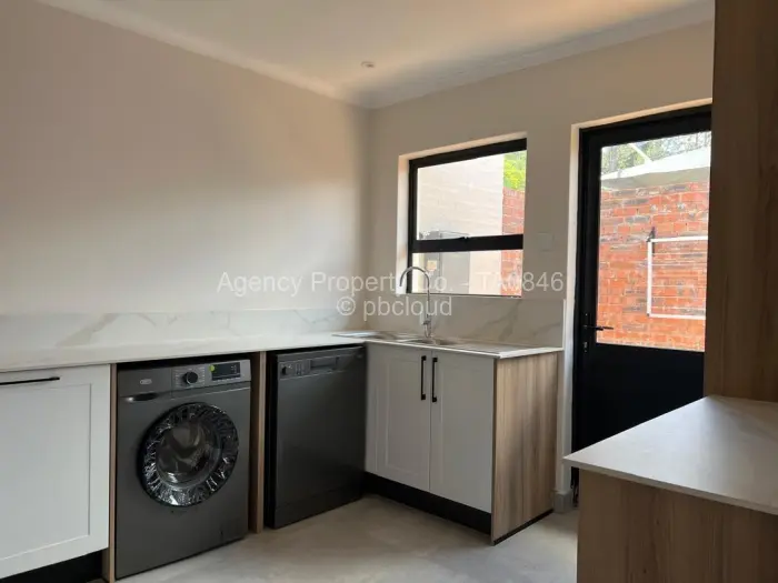 Townhouse/Cluster for Sale in Newlands, Harare